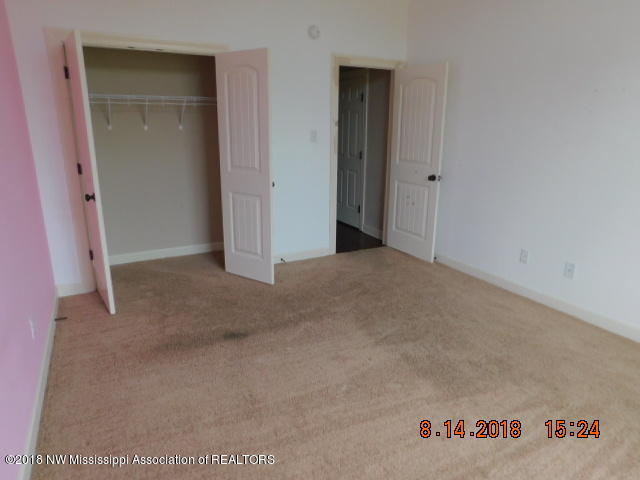 4862 Deer Run Road Olive Branch, MS 38654 - Photo 13 of 23 DSCN9427