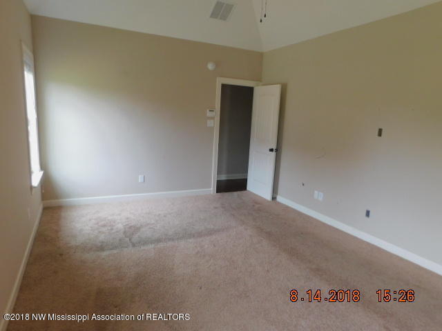 4862 Deer Run Road Olive Branch, MS 38654 - Photo 18 of 23 DSCN9440