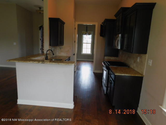 4862 Deer Run Road Olive Branch, MS 38654 - Photo 6 of 23 DSCN9401