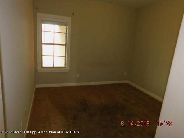 4862 Deer Run Road Olive Branch, MS 38654 - Photo 9 of 23 DSCN9413