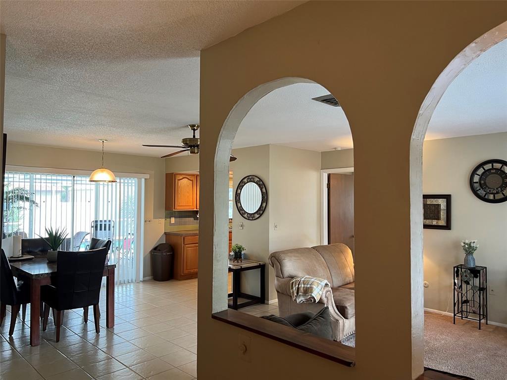 961 Everest Road Venice, FL 34293 - Photo 4 of 28
