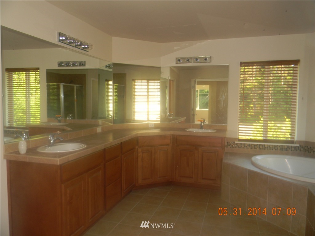 4800 Rutherford Circle Southwest Port Orchard, WA 98367 - Photo 13 of 19 Gallery Image 13