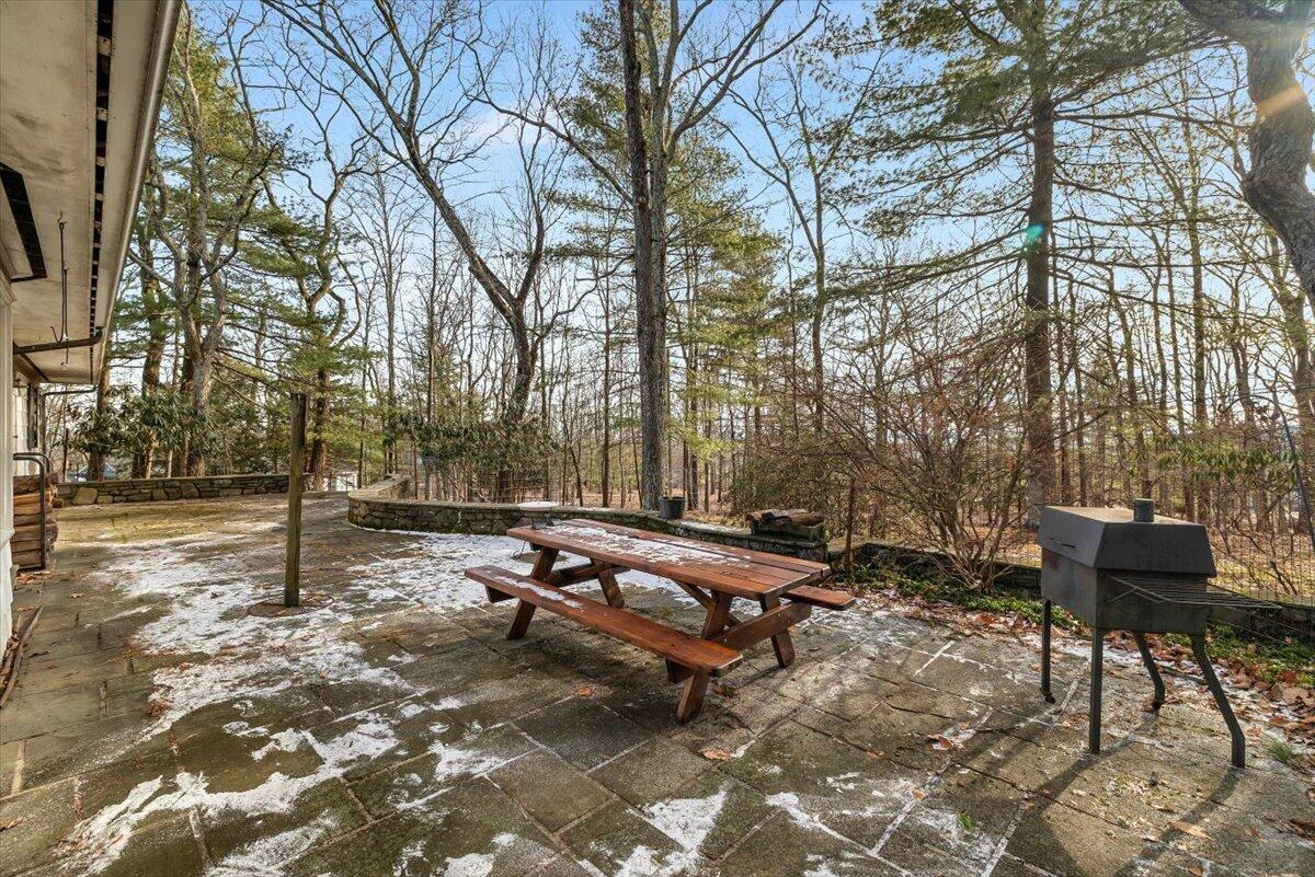 331 Summit Drive Cresco, PA 18326 - Photo 25 of 43 a view of a backyard with sitting area