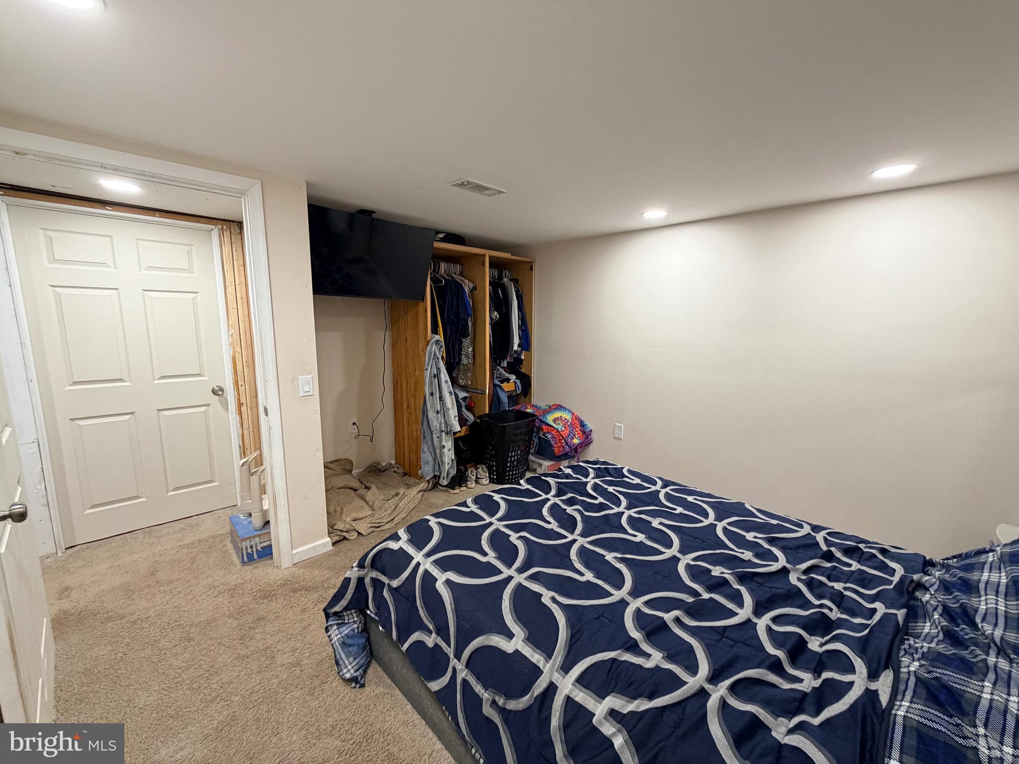 520 Wheeler School Road Whiteford, MD 21160 - Photo 31 of 37 a very nice looking room with a black and white checkered floor