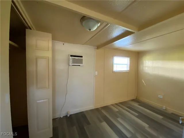 $895 | 7814 Breeze Drive, North Fort Myers, FL 33917