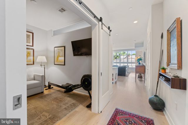 $785,000 | 141 West Street, Unit 302, Annapolis, MD 21401