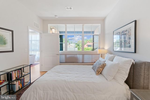 $785,000 | 141 West Street, Unit 302, Annapolis, MD 21401