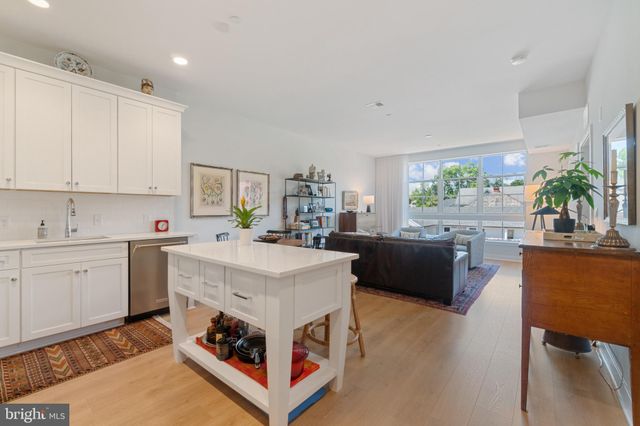 $785,000 | 141 West Street, Unit 302, Annapolis, MD 21401