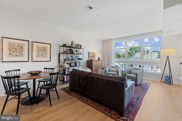 $785,000 | 141 West Street, Unit 302, Annapolis, MD 21401