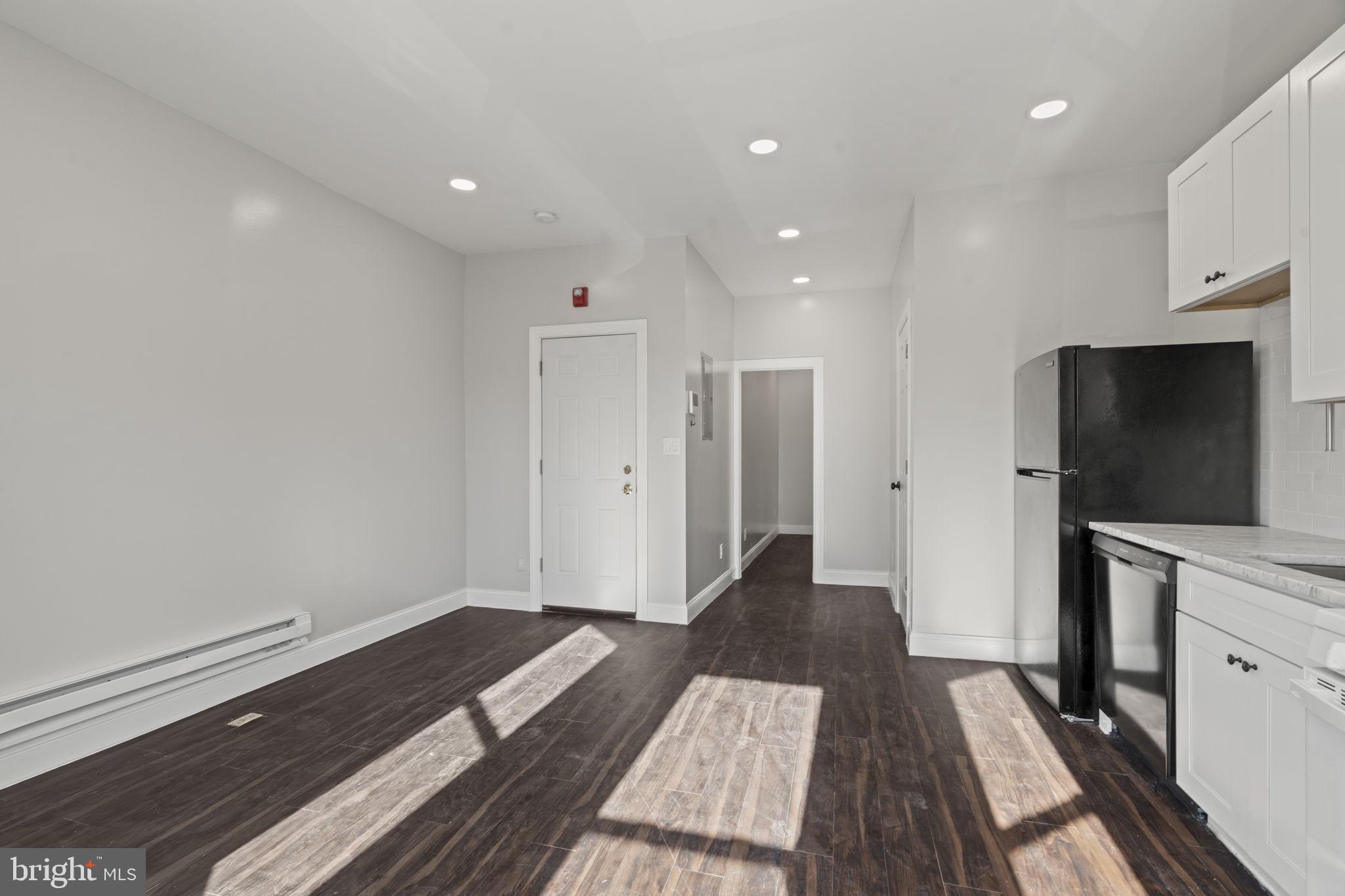 5237 Chester Avenue, Unit 2 Philadelphia, PA 19143 - Photo 29 of 40 a view of a living room