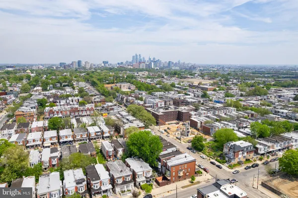 $1,200 | 5237 Chester Avenue, Unit 2, Philadelphia, PA 19143