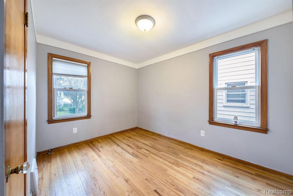 24901 Ross Street Dearborn, MI 48124 - Photo 12 of 25