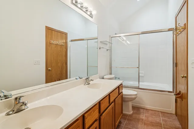 $245,000 | 18611 West Sterling Court, Grayslake, IL 60030