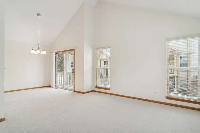 $245,000 | 18611 West Sterling Court, Grayslake, IL 60030