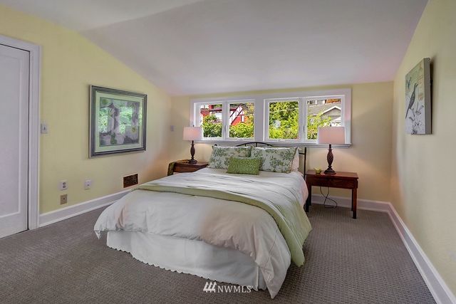 $610,000 | 615 Northeast 77th Street, Seattle, WA 98115