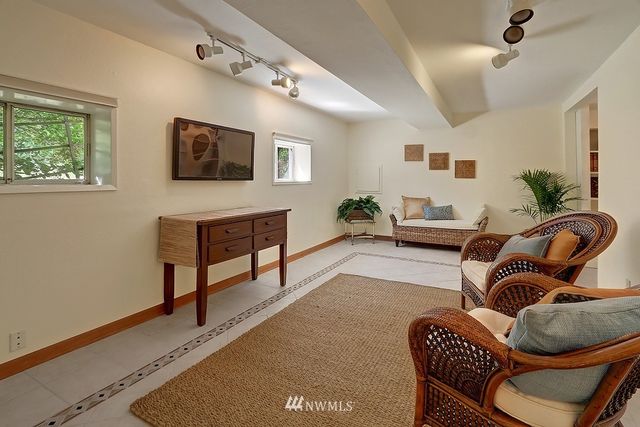 $610,000 | 615 Northeast 77th Street, Seattle, WA 98115