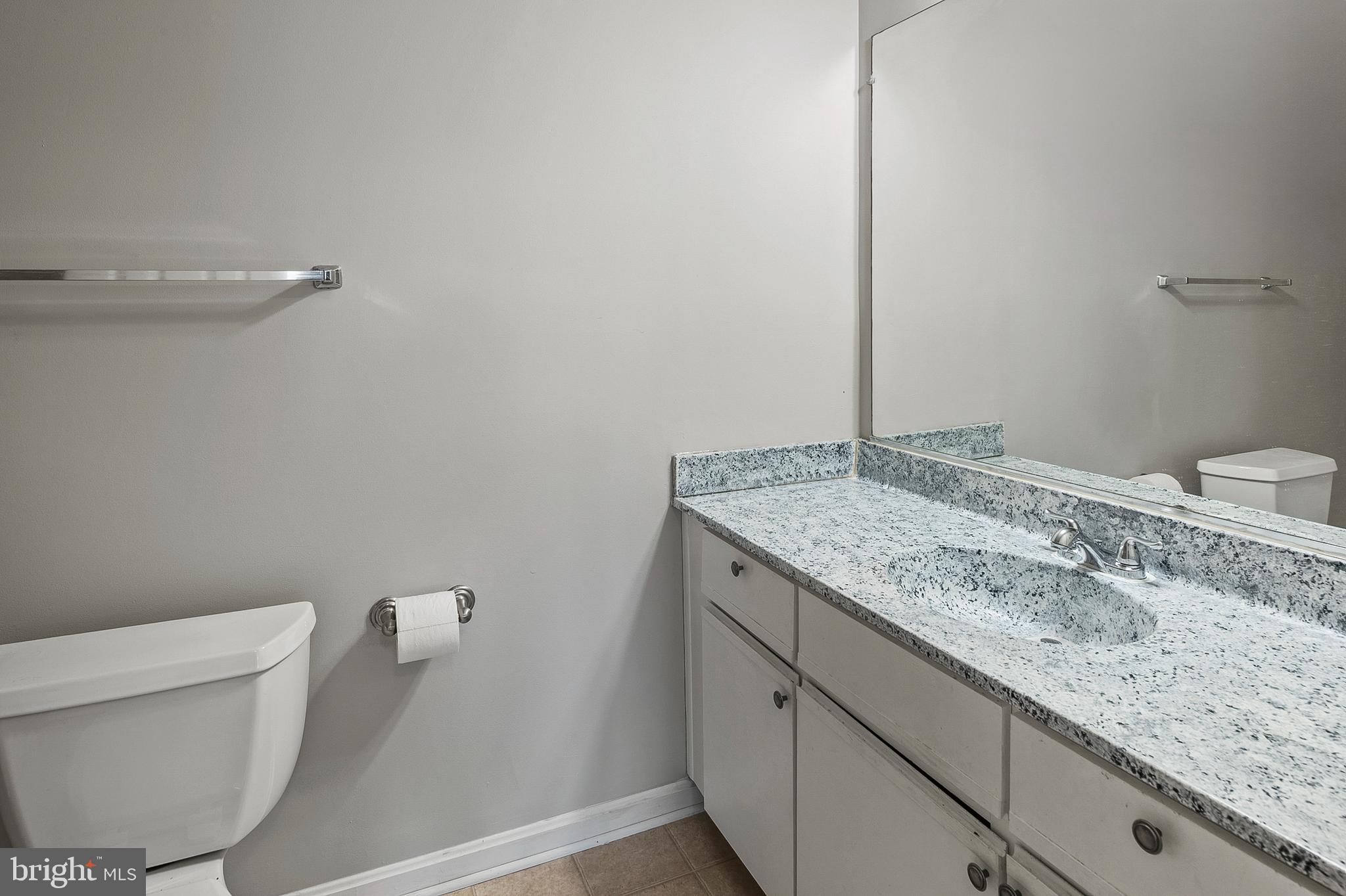 4 Fallen Tree Court, Unit 4H Baltimore, MD 21227 - Photo 17 of 23 Primary Bathroom