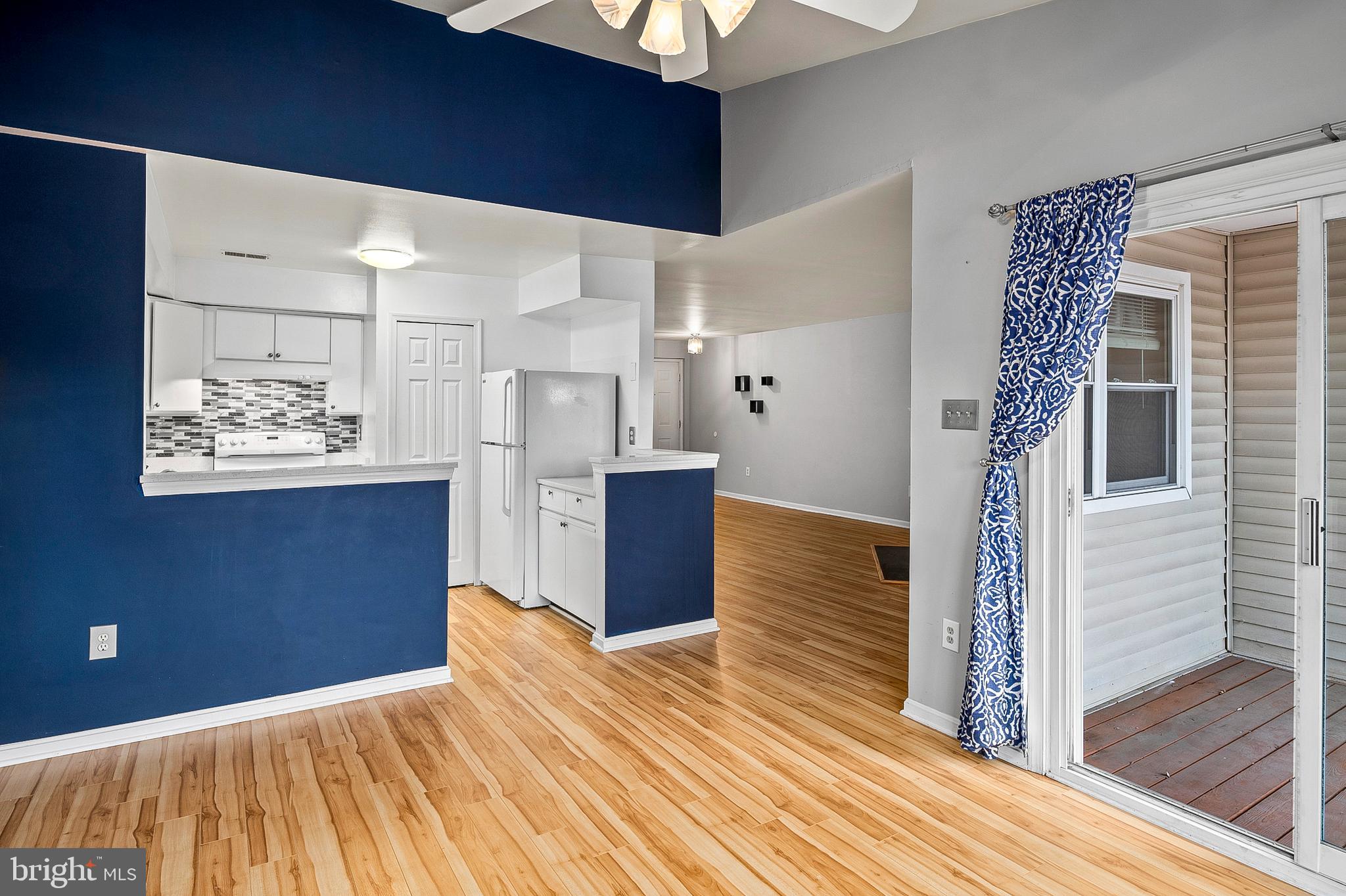 4 Fallen Tree Court, Unit 4H Baltimore, MD 21227 - Photo 10 of 23 Dining Room (alt view)