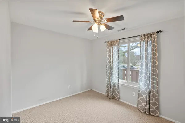 $2,100 | 4820 B Aberdeen Drive, Mount Laurel, NJ 08054