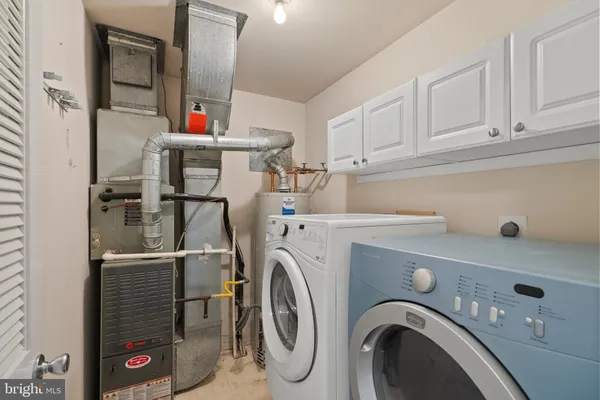 $2,100 | 4820 B Aberdeen Drive, Mount Laurel, NJ 08054