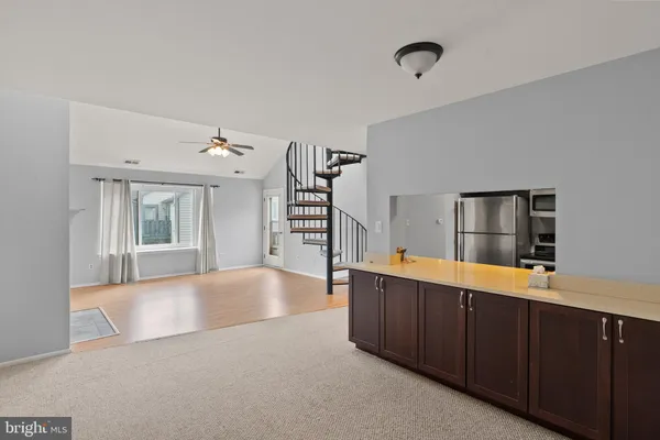 $2,100 | 4820 B Aberdeen Drive, Mount Laurel, NJ 08054