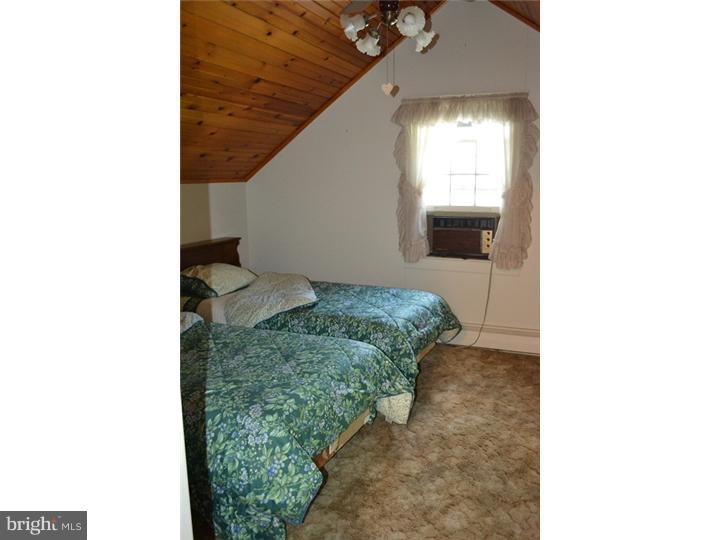 123 Walsh Road Lansdowne, PA 19050 - Photo 15 of 22