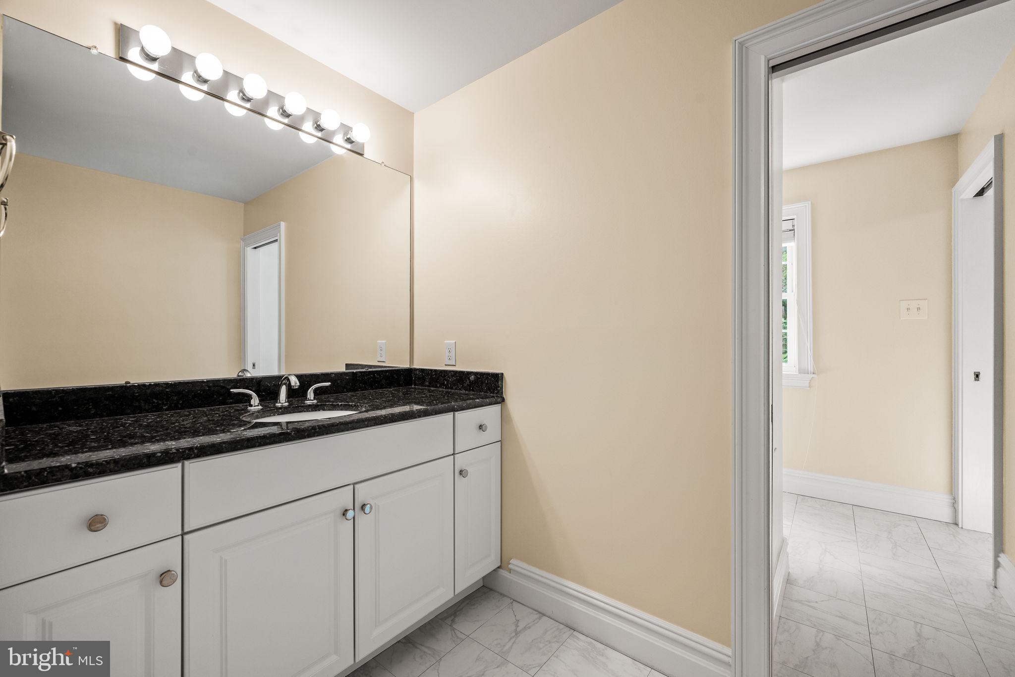 2050 Old Gulph Road Villanova, PA 19085 - Photo 34 of 55 Jack & Jill Bathroom