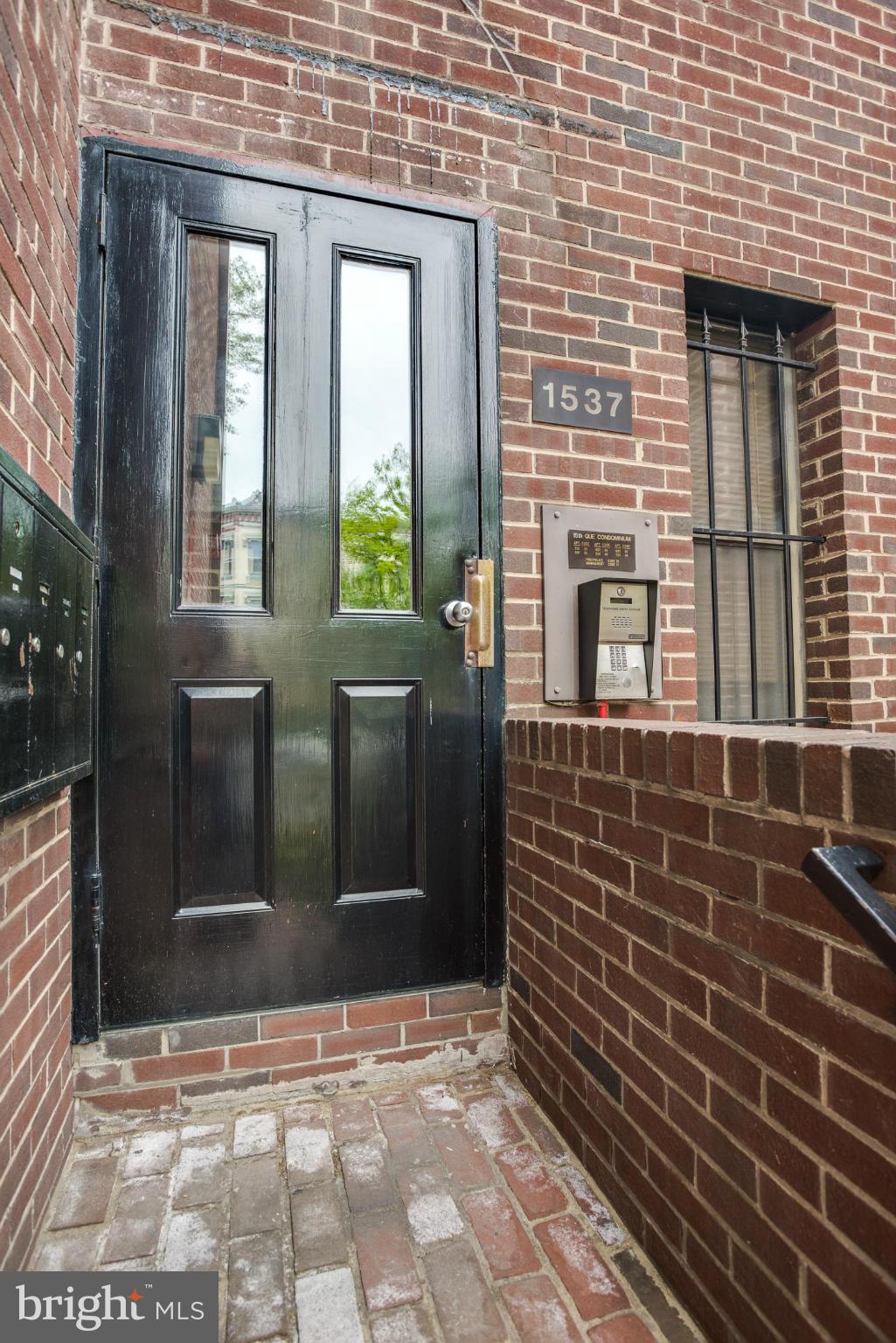 1537 15th Street Northwest, Unit 301 Washington, DC 20005 - Photo 21 of 30 Exterior (Front)