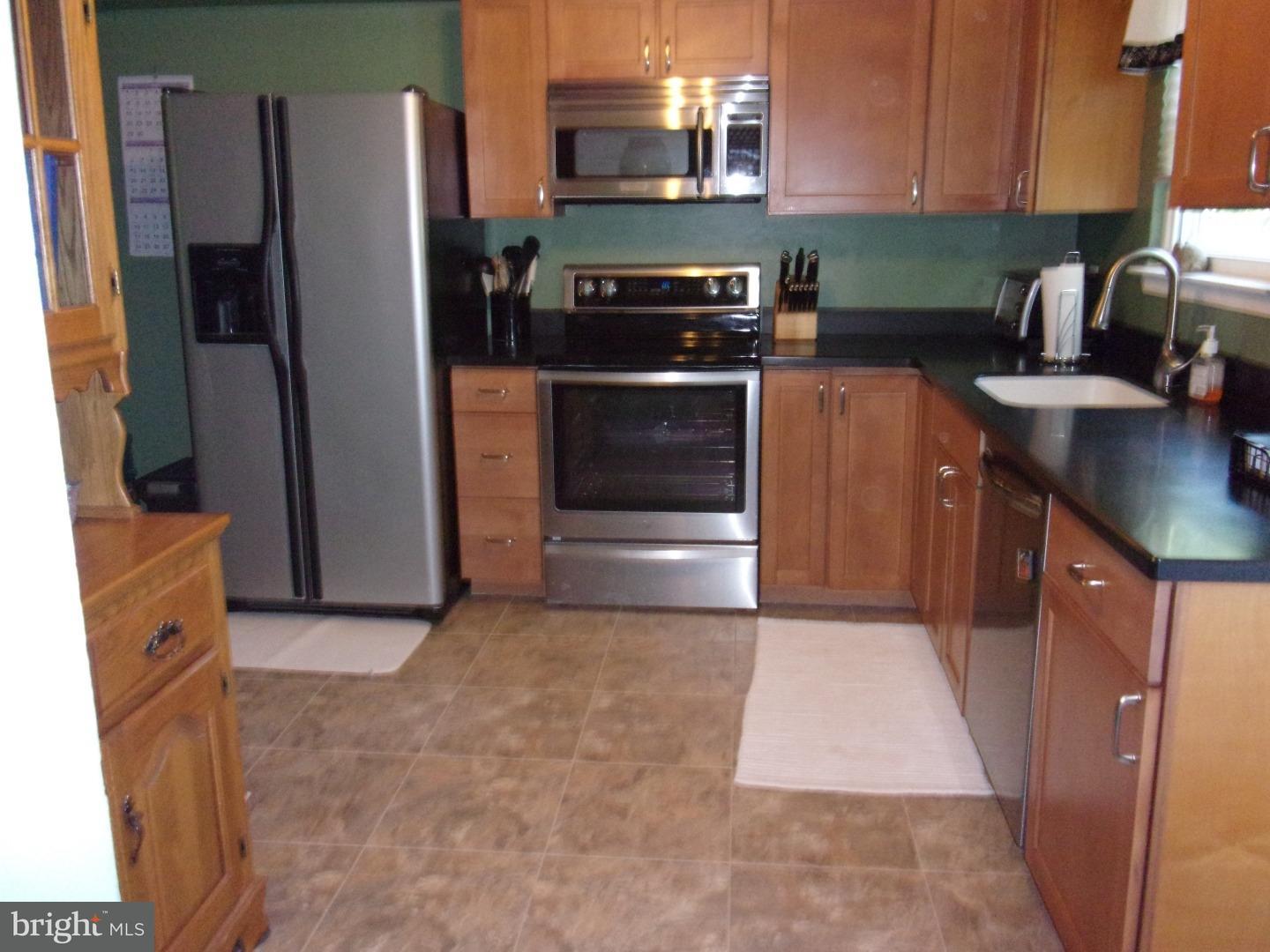 1365 Fairgrounds Road Hatfield, PA 19440 - Photo 7 of 25 Kitchen