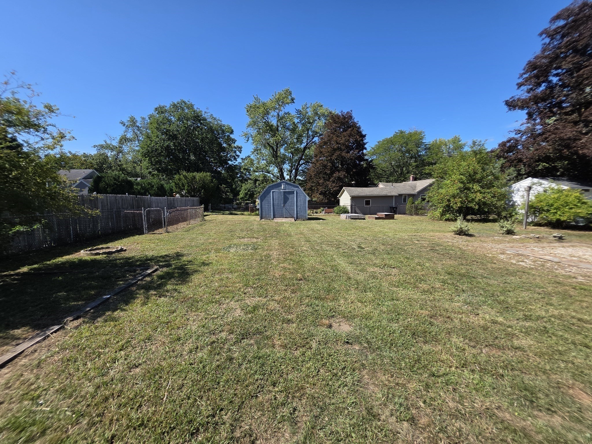 11 Brigham Road South Hadley, MA 01075 - Photo 5 of 23 Gallery Image 5