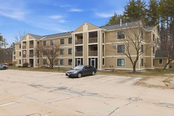 $219,000 | 19 Saco Street, Unit 42, Conway, NH 03813