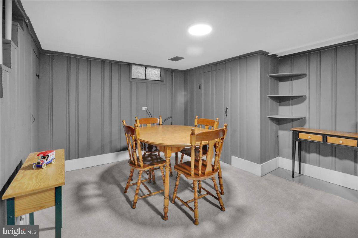 135 Chestnut Street Shillington, PA 19607 - Photo 26 of 34 a view of a dining room with furniture