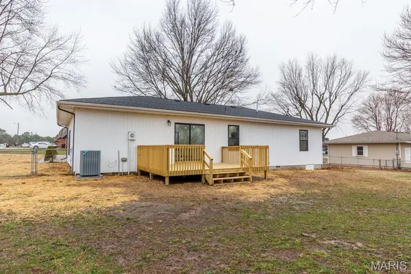 $214,900 | 601 Holly Street, Lebanon, MO 65536
