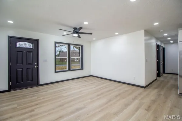 $214,900 | 601 Holly Street, Lebanon, MO 65536