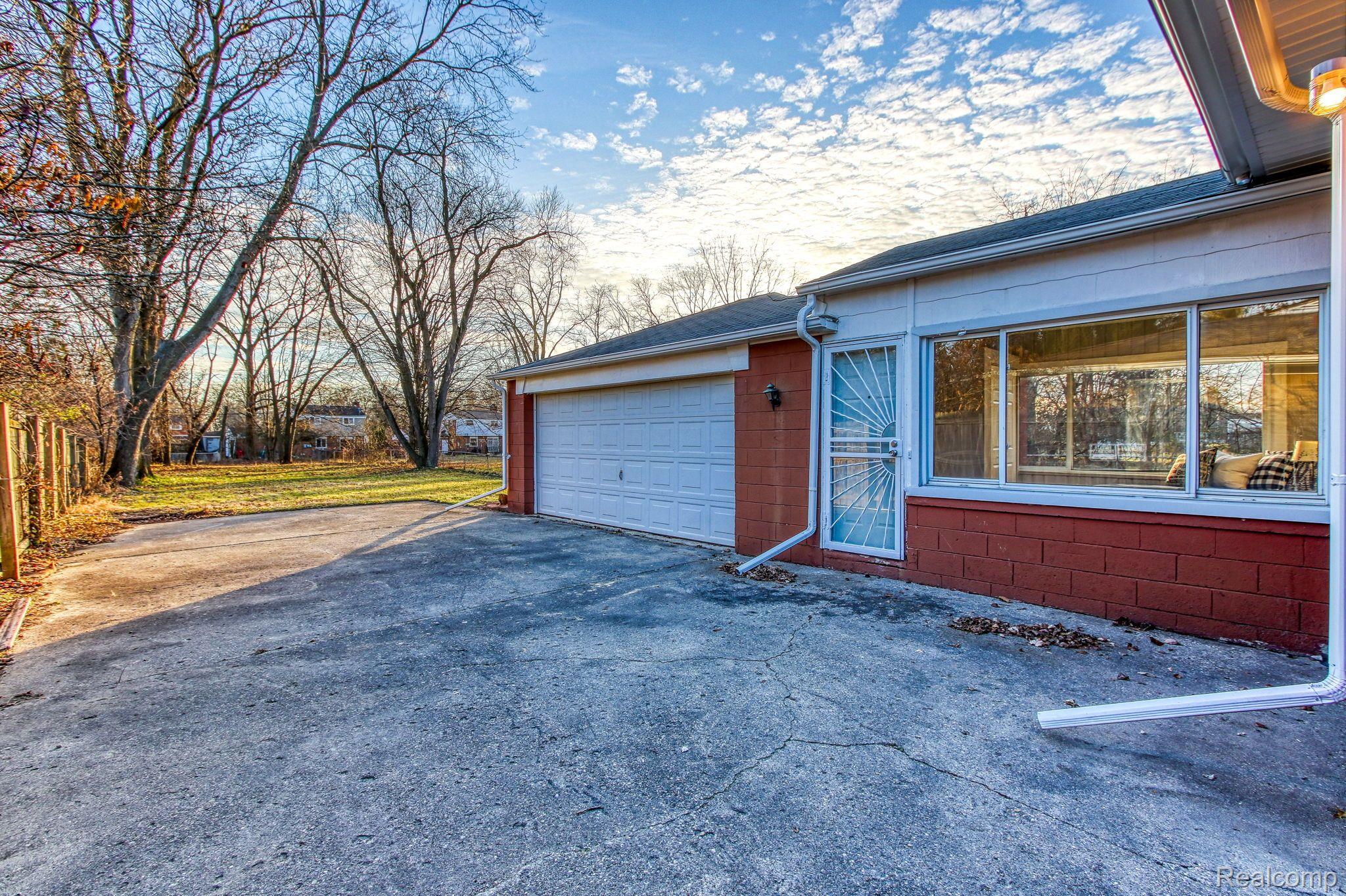 19791 Midway Road Southfield, MI 48075 - Photo 31 of 34 Gallery Image 31