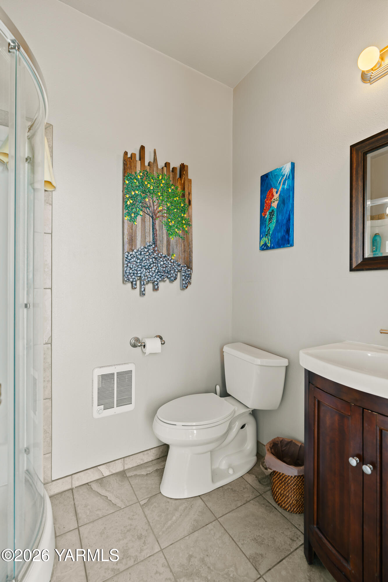 8401 West Vertner Road Yakima, WA 98908 - Photo 42 of 51 13e Bathroom off Patio