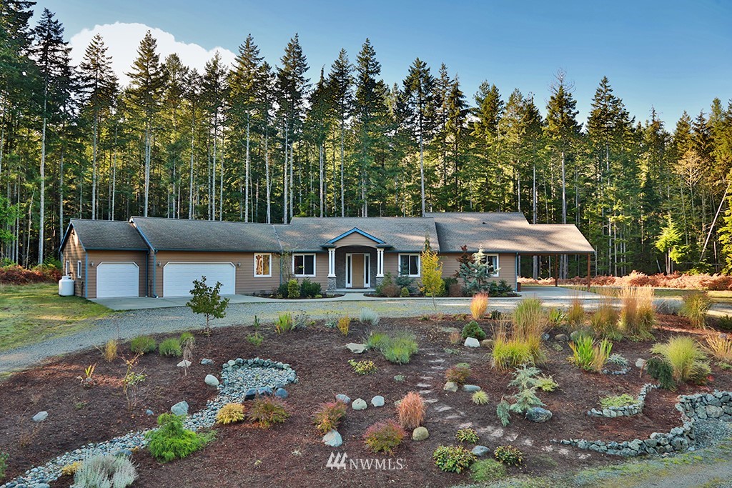 5218 South Strider Road Langley, WA 98260 - Photo 1 of 32 Gallery Image 1
