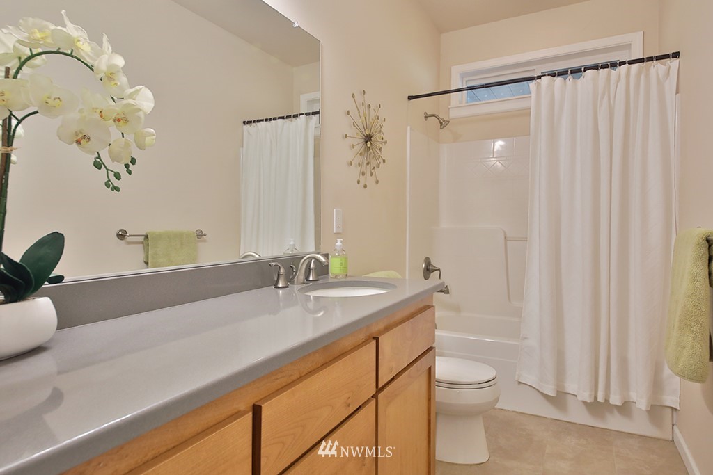 5218 South Strider Road Langley, WA 98260 - Photo 12 of 32 Gallery Image 12