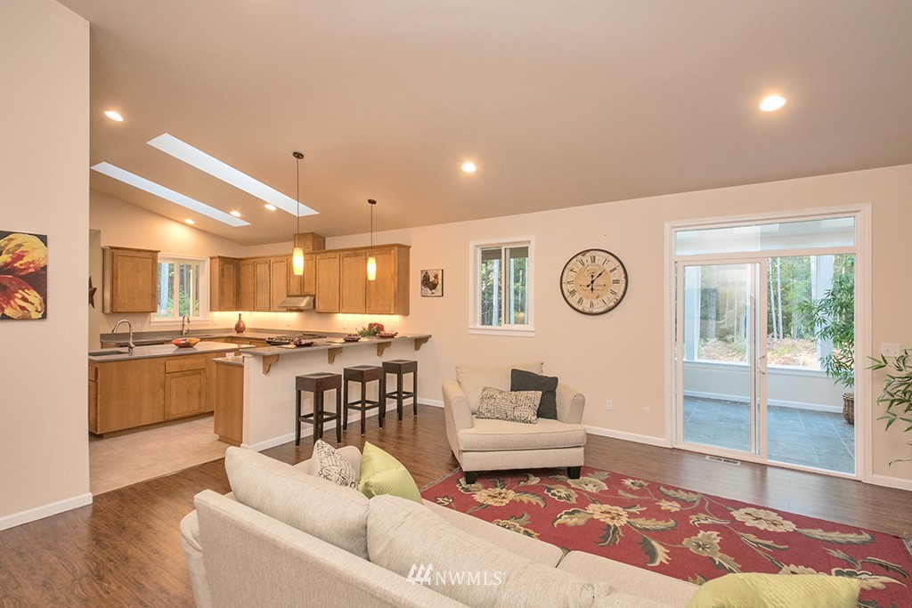 5218 South Strider Road Langley, WA 98260 - Photo 3 of 32 Gallery Image 3