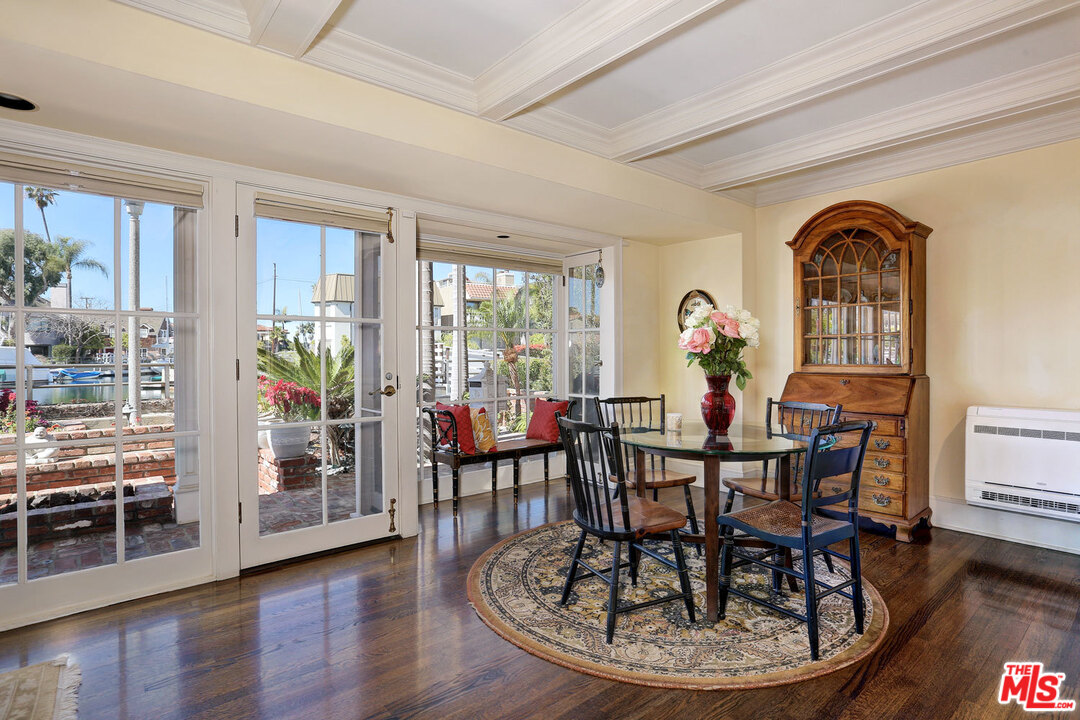 2 Rivo Alto Canal Long Beach, CA 90803 - Photo 23 of 41