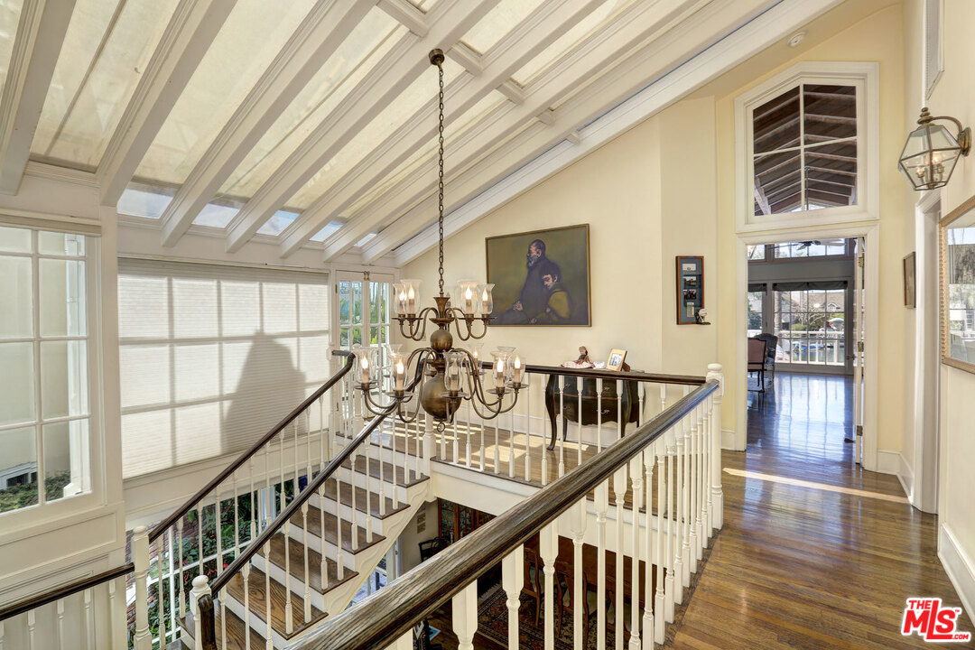 2 Rivo Alto Canal Long Beach, CA 90803 - Photo 27 of 41