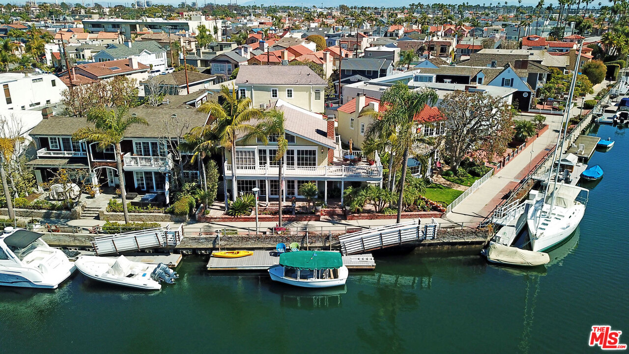 2 Rivo Alto Canal Long Beach, CA 90803 - Photo 4 of 41