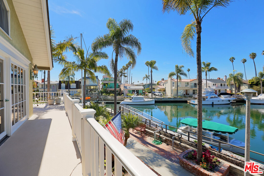 2 Rivo Alto Canal Long Beach, CA 90803 - Photo 31 of 41