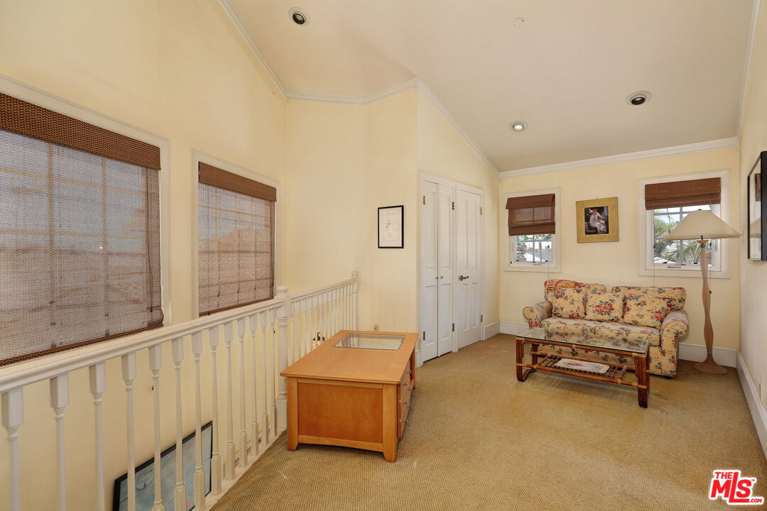 2 Rivo Alto Canal Long Beach, CA 90803 - Photo 38 of 41