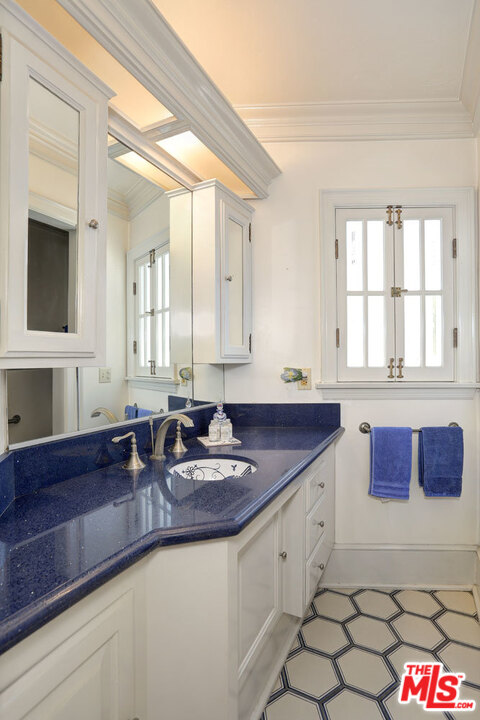 2 Rivo Alto Canal Long Beach, CA 90803 - Photo 41 of 41
