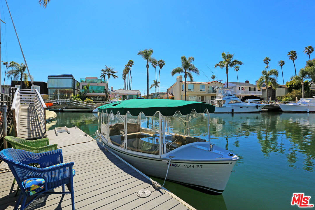 2 Rivo Alto Canal Long Beach, CA 90803 - Photo 10 of 41