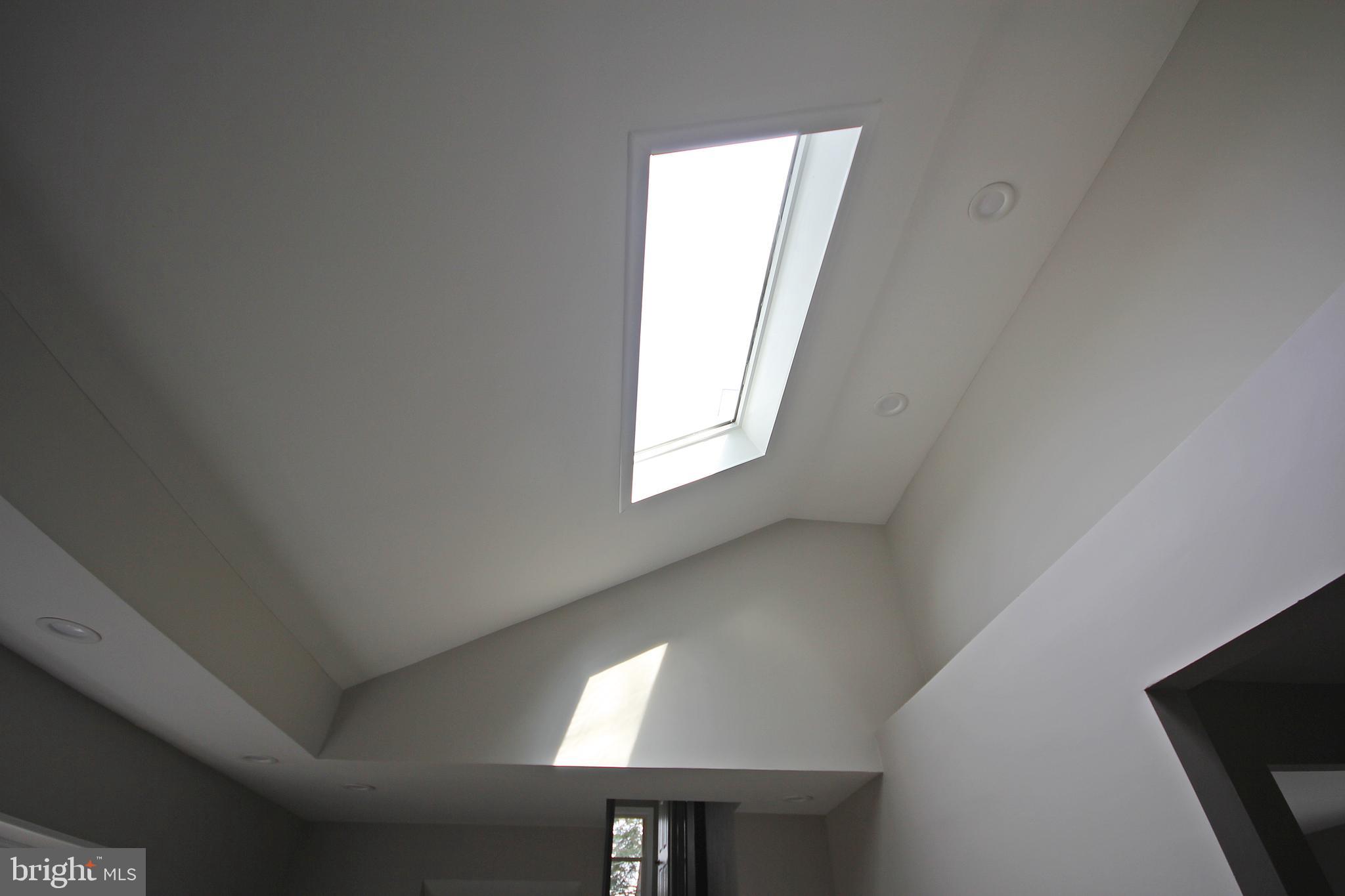 561 Covered Bridge Road Cherry Hill, NJ 08034 - Photo 13 of 53