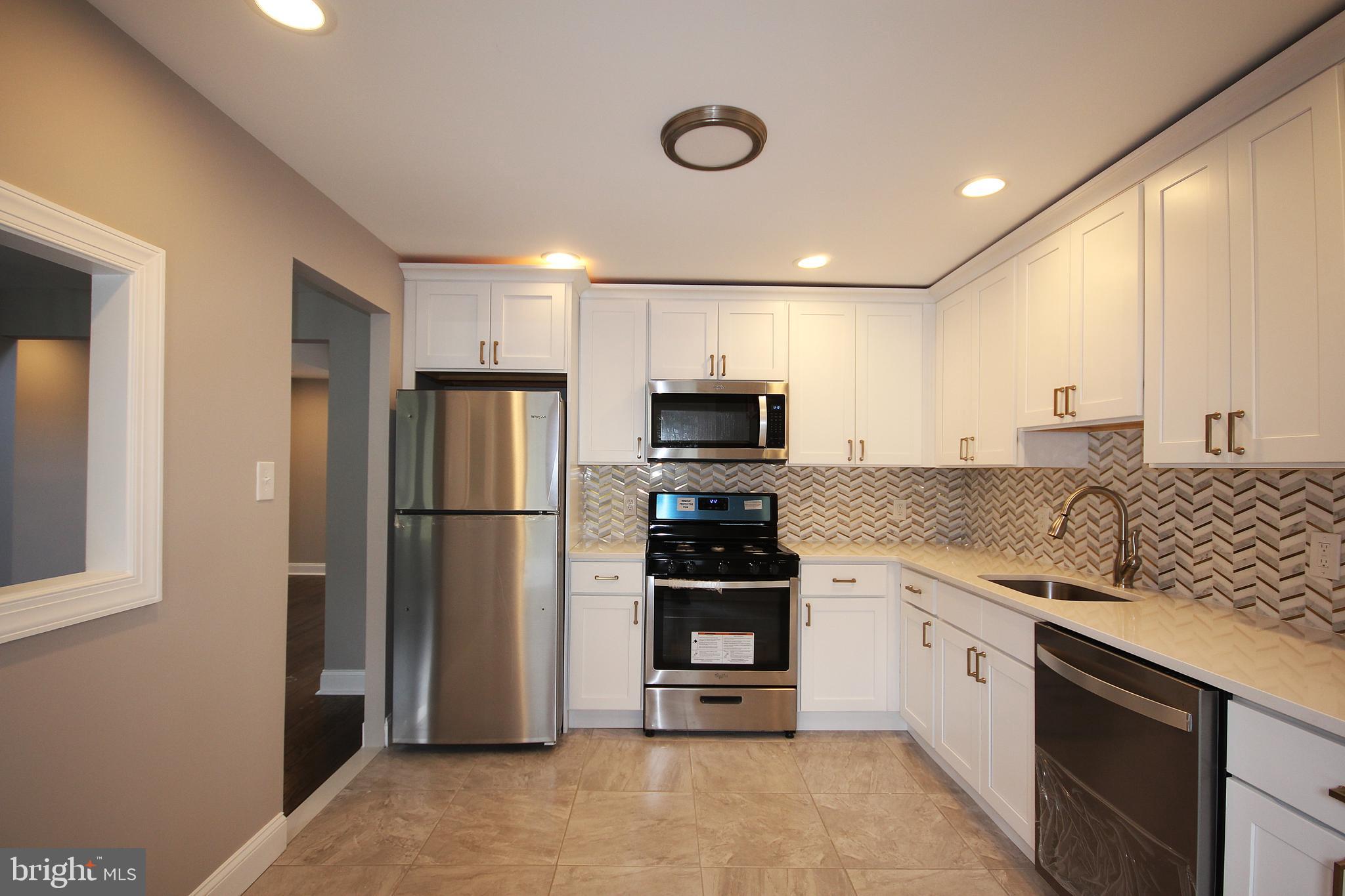 561 Covered Bridge Road Cherry Hill, NJ 08034 - Photo 18 of 53