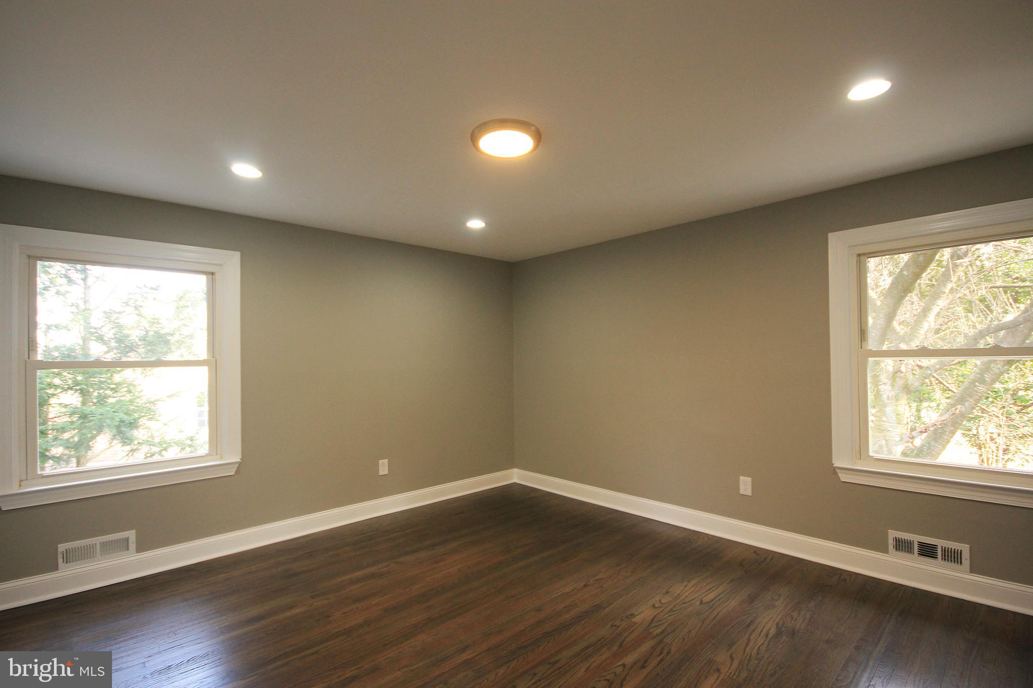 561 Covered Bridge Road Cherry Hill, NJ 08034 - Photo 29 of 53