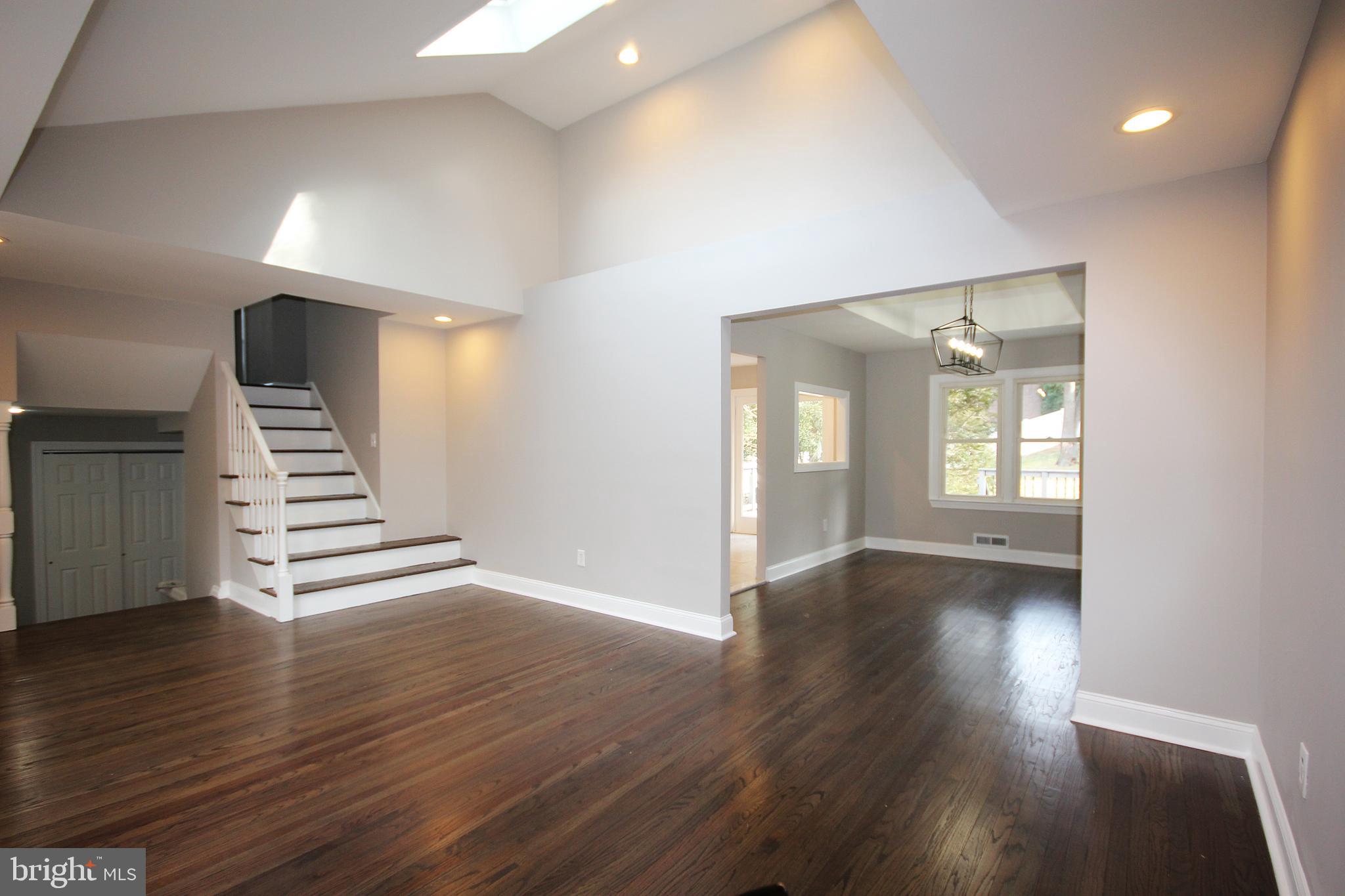 561 Covered Bridge Road Cherry Hill, NJ 08034 - Photo 6 of 53